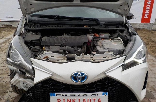 Toyota Yaris cena 32900 przebieg: 49871, rok produkcji 2019 z Stąporków małe 436